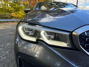 2020 BMW M340i xDrive เทอร์โบ10สูบ AWD ที่นั่งหนังด้านซ้ายไม่มีการดัดแปลงที่มีอุปกรณ์ครบครันหุ้มเบาะหนังแท้ R21เบา - Product Image 5