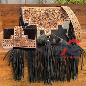 Bolsos cruzados con flecos de cuero para mujer personalizados de Nueva fábrica y tarjetero de cuero con herramientas manuales conjuntos de billetera plegable - Product Image 1