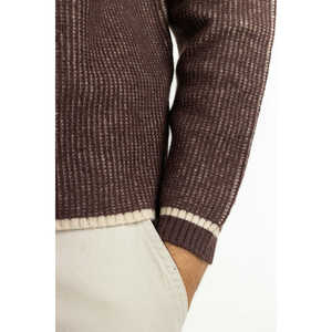 Sudadera con Capucha a la Moda con Rayas y Logotipo Estampado, Tejida a Máquina para Primavera e Invierno, Corte Regular, Suministro ODM - Product Image 5