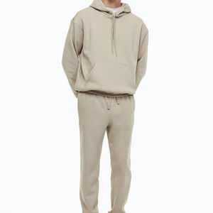 Conjunto de Sudadera con Capucha y Pantalones Deportivos Personalizados 100% Algodón, Unisex - Product Image 1