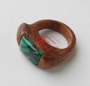 Petite taille et bas prix vente chaude accessoires décoratifs en bois faits à la main ronds de serviette en bois décoratifs de haute qualité - Product Image 4