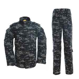 Uniforme táctico duradero, ropa de camuflaje para hombres, conjunto de ropa de exterior de dos piezas personalizado, tela funcional transpirable - Product Image 1