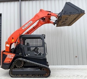 Kubota รถตัก SVL75-2ดินตีนตะขาบ - Product Image 2