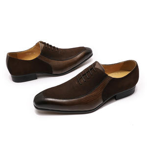 Zapatos de cuero para hombre estilo británico, zapatos informales formales con patrón tallado vintage, duraderos y antideslizantes para fiesta de oficina - Product Image 2