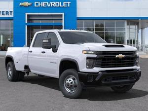 Chevrolet Silverado 3500HD WT 2024 Usada en Buen Estado - Product Image 6