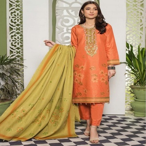 3 pièces-vente complète, costume Jacquard 3 pièces pour femmes du Pakistan et indiennes de la marque Bin Hameed - Product Image 6