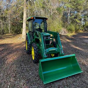 Entrega rápida 75HP Johnn Deeere 5065E MFWD Tractor 4WD Caja de cambios Motor central Rueda dentada Nueva condición En stock - Product Image 3