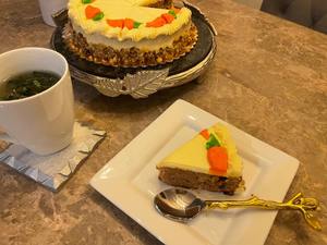 Support à gâteau rond en marbre avec bordure en feuille d'or pour les événements à domicile, l'accueil des invités, la présentation de desserts, la décoration de table, les cadeaux - Product Image 5