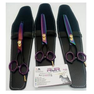 Juego de Tijeras Profesionales de Acero Inoxidable Curvas y Delgadas de 4 Piezas para Peluquería Canina con Punta Antiestática - Product Image 2