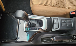 SUV Diésel Turbo de 2.4 L, 7 Plazas, Bajo Kilometraje, Nunca Accidentado, Transmisión Automática, 32 Km - Product Image 4