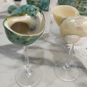 Tasses à cocktail en nacre artisanale Verres écologiques en coquillage fabriqués au Vietnam - Product Image 1