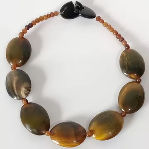 Collar de joyería de cuerno de búfalo para mujer a la moda con perla elegante collar de cuerno de búfalo por Artesanías de media luna - Product Image 3