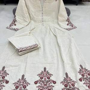 ROYAL EXPORT PRÉSENTANT PAR KURTA ENSEMBLE PUR COTON DU SUD AVEC BRODERIE - Product Image 6