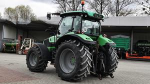 Envío Gratuito, Tractor Utilitario Deutz Fahr 5120 TTV DT Premium Plus de 120 HP y Tracción en las 4 Ruedas, Aprobado por la EPA/CE - Product Image 6