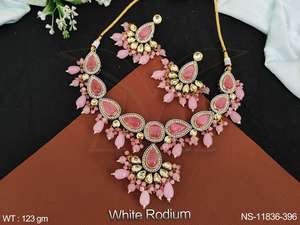 Ensemble collier court Kundan Stones blanc plaqué rhodium belle tenue de fête Designer Kundan - Product Image 2