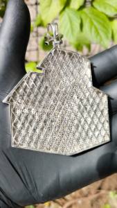 Collar de Diamantes de Imitación VVS con Diseño de Casa Hip Hop Personalizado, Joyería de Regalo para Fiestas de Raperos - Product Image 4