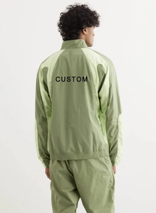 Conjunto Deportivo Personalizado para Hombre, Chaqueta Cortavientos y Pantalón de Poliéster con Capucha, Estilo Universitario, Alta Calidad, Informal para Fitness - Product Image 2