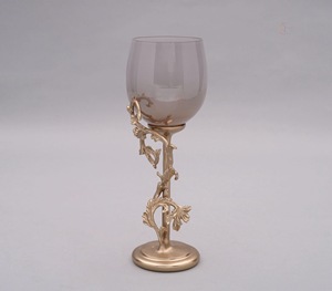 เชิงเทียนโลหะที่ทันสมัยสำหรับการตกแต่งภายในและการค้าขายส่งสำหรับวัตถุประสงค์ปกติ - Product Image 4