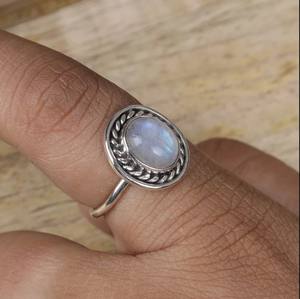 แหวนแต่งงานมูนสโตนสีเงินสเตอร์ลิงสำหรับ925ของผู้หญิงแหวนเพชรสไตล์ลาริมาร์การตั้งค่าแบบคลาสสิกส่งตรงจากร้าน - Product Image 4