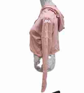 เสื้อฮู้ดครอปท็อปผู้หญิงคุณภาพสูง ดีไซน์สั่งทำได้ ผ้าถักมีฮู้ด ระบายอากาศ แห้งเร็ว สำหรับฤดูหนาว โลโก้ด้านหน้า - Product Image 4