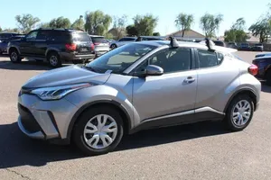 Toyota CHR LE Usado del 2020 - Product Image 6