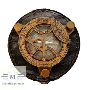 Nautique Cooper 3 ''en laiton pointant le cadran solaire boussole en boîte en cuir noir cadeau fait à la main qibla direction Antique avec look marron - Product Image 1