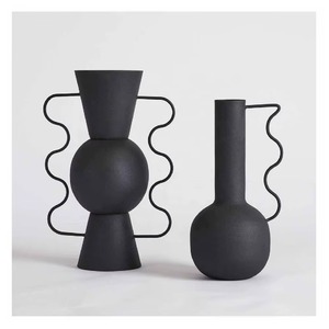 Hot Seeling Matte Black Vase with Handle Modern Decorative <b>Tabletop</b> Flower Vase Perfect for Home or Office at Wholesale Price - Product Image 4