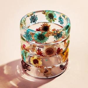 Classic design resin napkin ring with natural color tones for charming <b>rustic</b> or vintage style home <b>dining</b> <b>settings</b> - Product Image 2