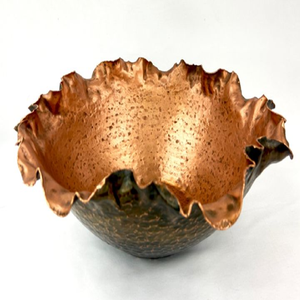 Juego de tres cuencos cuadrados modernos de acero inoxidable con detalles de bolas, cuencos de metal elegantes para aperitivos o condimentos - Product Image 6