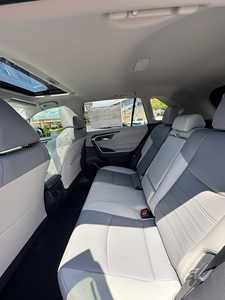 Toyota RAV4 XLE Premium Usado 2025 - Product Image 6