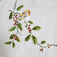 Nappe de Noël Moderne Brodé 100% Coton Personnalisée en Gros, Ourlet Brodé, Lavable et Durable pour Maison, Hôtel, Restaurant