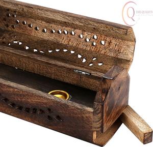 Quemador de Incienso de Madera de Lujo con Tallado Étnico, 100% Natural y Duradero para Meditación y Bienestar - Product Image 6