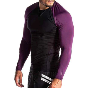 Camiseta de Compresión para Hombre, Venta Caliente de Fábrica, Rashguards Personalizados por Sublimación con Precio al por Mayor - Product Image 3