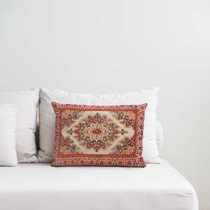 Funda de Almohada con Estampado Floral Bohemio: Diseño Kilim Vintage para una Decoración Acogedora del Hogar, Solo Funda - Product Image 4
