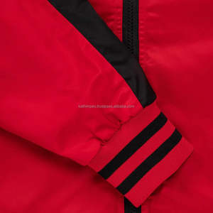 Venta al por mayor rojo negro elegante ligero transpirable satén chaquetas de los hombres ideales para Casual y Streetwear pedido al por mayor - Product Image 4