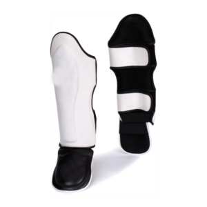 Espinilleras para hombre con logotipo personalizado, venta al por mayor y pedidos a granel disponibles - Product Image 1