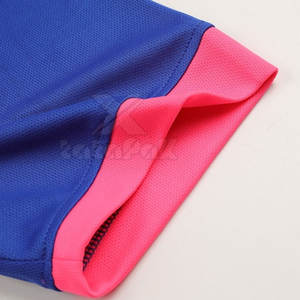 Uniforme de fútbol de color sólido de diseño personalizado de tela suave - Product Image 4