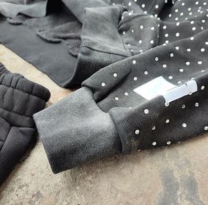 Survêtement vintage de luxe pour homme, effet vieilli, avec strass, logo personnalisé, impression sérigraphique, ensemble jogging 2 pièces unisexe - Product Image 4