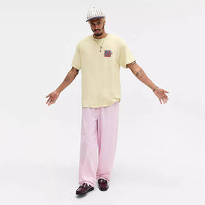 Camiseta de algodón 100% pesado Vintage de gran tamaño con hombros caídos y estampado en relieve personalizado de alta calidad para hombre - Product Image 2