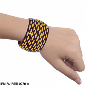 Retro Black and Yellow Resin <b>Bangle</b> <b>Bracelet</b> Chunky Polka Dot Style Patterned Statement Jewelry For Woman - Product Image 2