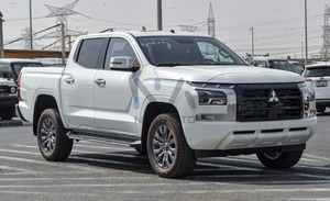 CLEAN 2024 Mitsubishi L200 avec caméra de recul, véhicule diesel, conduite à gauche (LHD) - Product Image 4