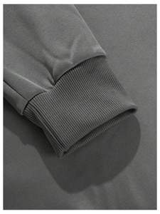 Sweat-shirt à capuche pour homme, imprimé DTG, coupe ample, poids lourd, style streetwear, vêtement décontracté, conçu pour le confort et le style. - Product Image 2