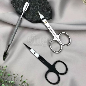Tijeras para Cutículas de Acero de Precisión con Puntas Finas para un Recorte Preciso, Diseño Delgado - Product Image 6
