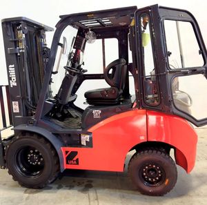 Nouveau chariot élévateur diesel de 3 tonnes. - Product Image 1