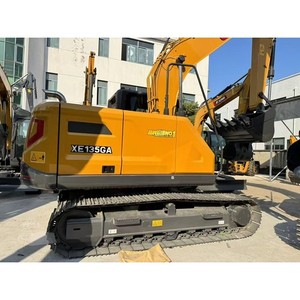 Excavatrice sur chenilles XE135GA modèle 2026 pour la construction et l'agriculture, poids opérationnel de 8 à 20 tonnes, avec godet. - Product Image 4