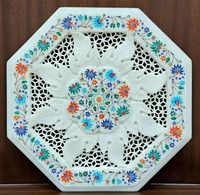 Dessus de table en marbre décoratif de fabrication indienne pour une utilisation intérieure et extérieure élégante disponible au prix d'exportation