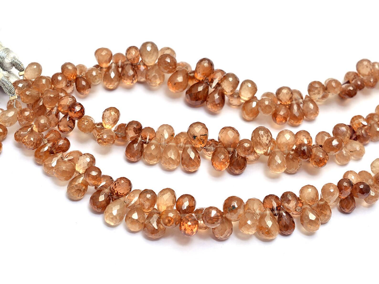 สีน้ำตาล