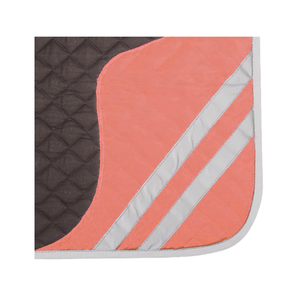 Tapis de selle matelassé bicolore élégant avec logo personnalisé – Vente en gros pour fabricants équestres - Product Image 2