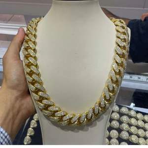 Best High Quality Customized 20 mm Cuban Link Moissanite Diamond Chain 10K GOLD White Yellow Gold Diamond Chain Vvs lab diamonds - Product Image 6