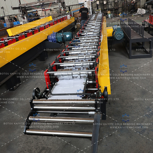 Machine automatique de fabrication de gouttières, machine mobile de fabrication de gouttières, profiléuse de gouttières demi-rondes et de style K - Product Image 2